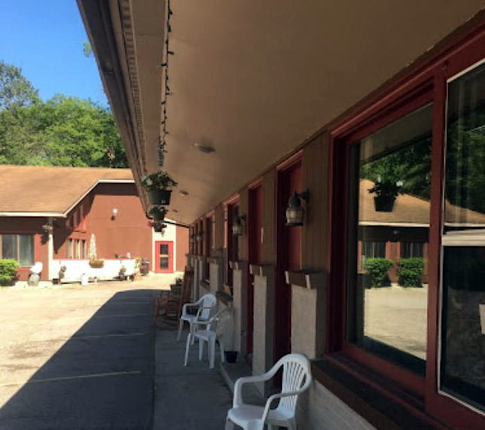 Bay View Motel (Delona Motel) - Web Listing